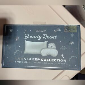 Beauty Reset Silver Satin Sleep Set: Pillowcase, Eyemask, Scrunchie